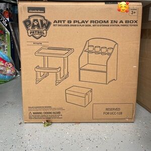 Nickelodeon Paw Patrol Art & Play Room Set - Brown